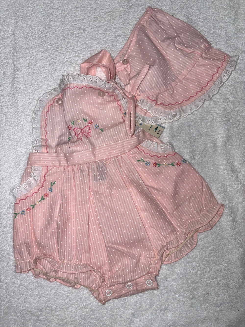 Kids exchange Pink Striped Embroidered Sunsuit overall and Bonnet nwt 12m